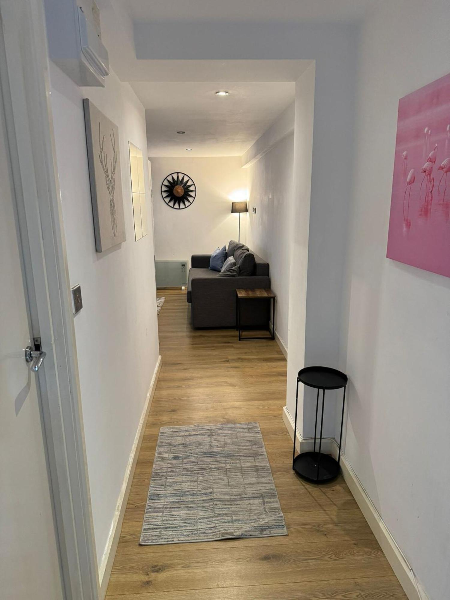 Cozy Two Bedroom Apartment Sleeps 6 Near Camden Market Hw10 London Exterior foto