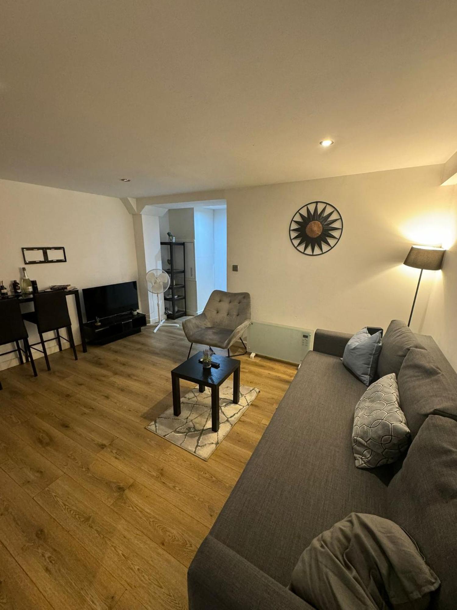 Cozy Two Bedroom Apartment Sleeps 6 Near Camden Market Hw10 London Exterior foto