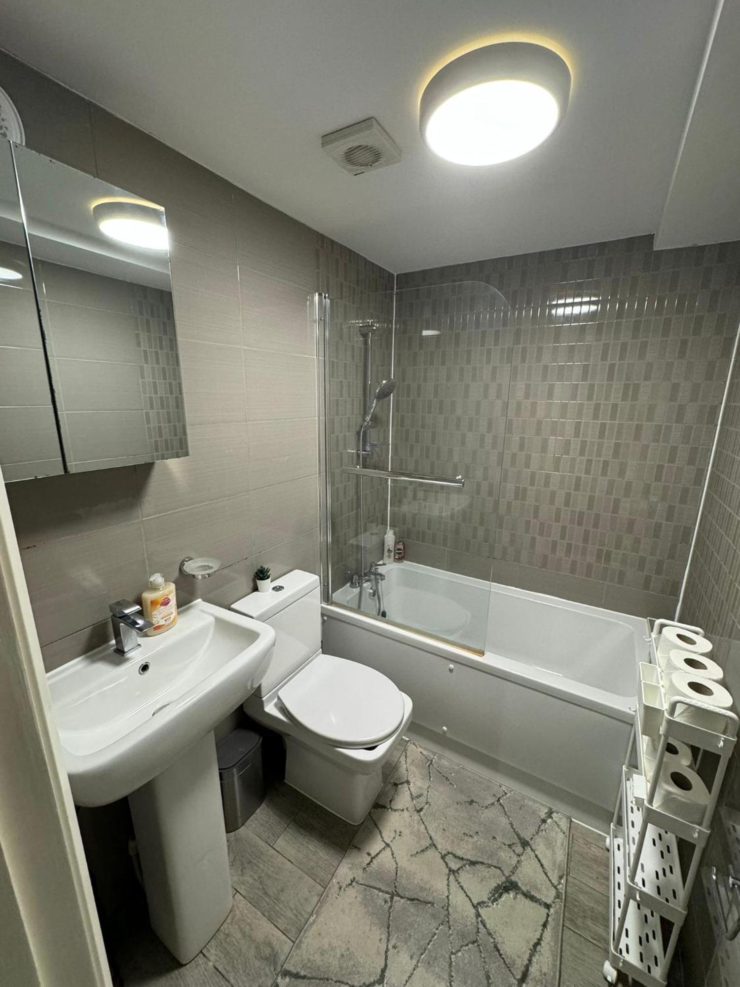 Cozy Two Bedroom Apartment Sleeps 6 Near Camden Market Hw10 London Exterior foto